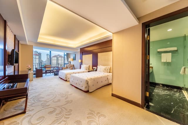 Deluxe Twin - Check-In After 2PM