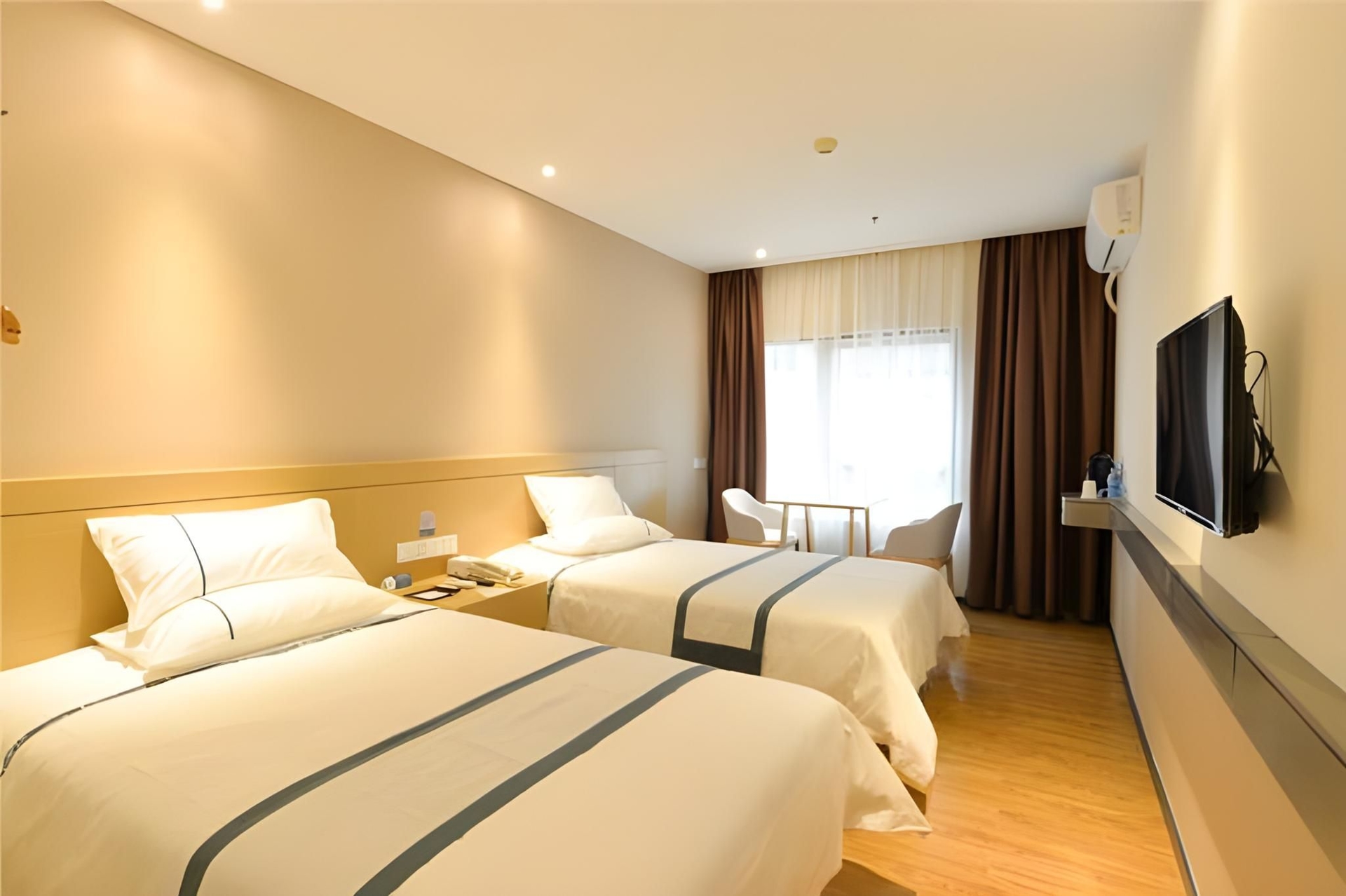 City Comfort Inn Zhuhai Qinglv Middle Road Riyuebei Grand Theater1