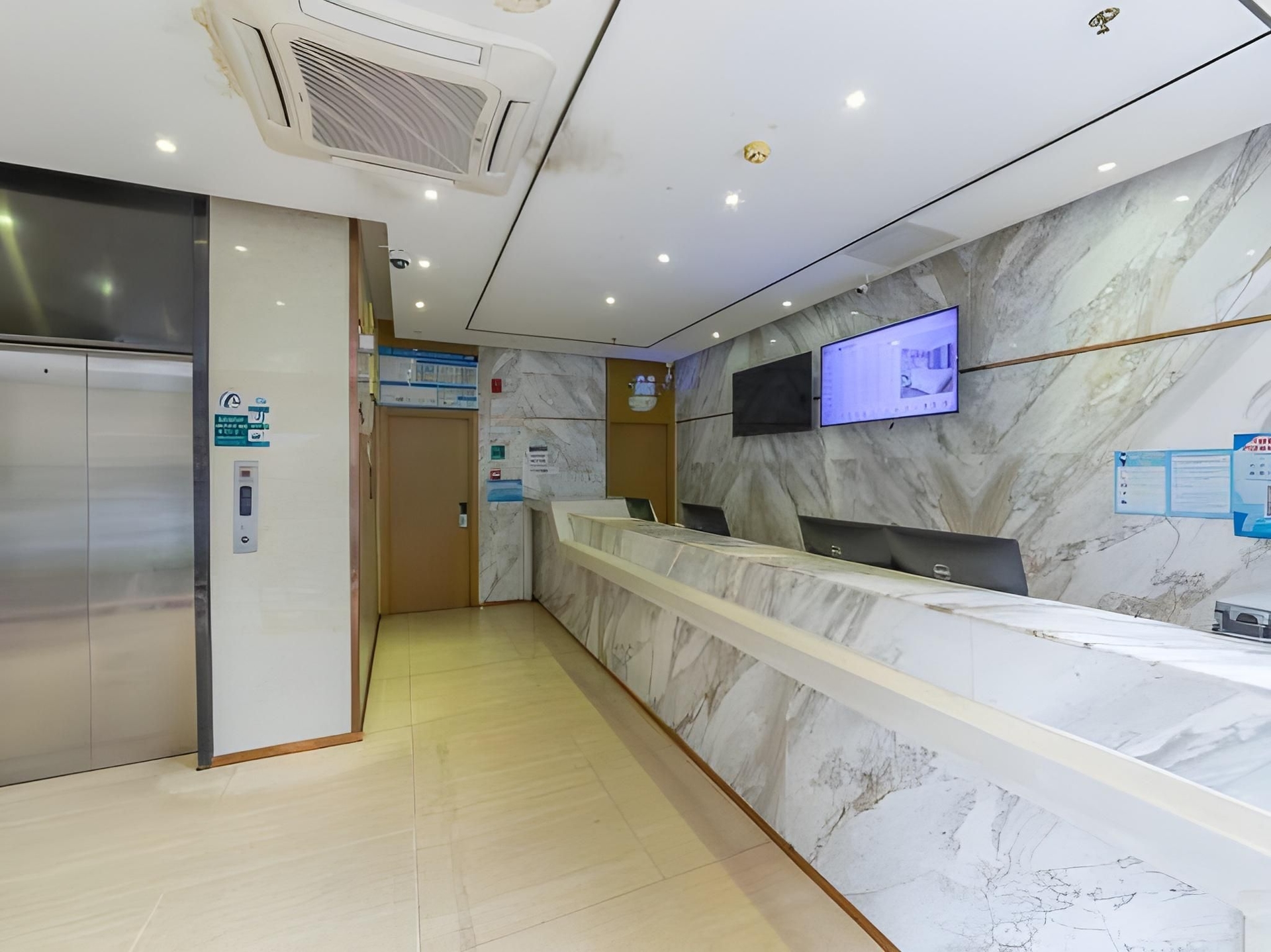 City Comfort Inn Zhuhai Qinglv Middle Road Riyuebei Grand Theater3