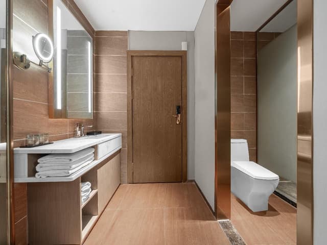 Comfort Room with Single Bed