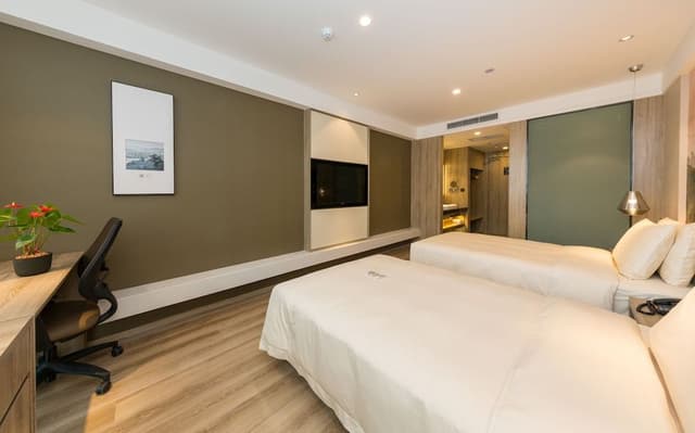 Superior Twin Room