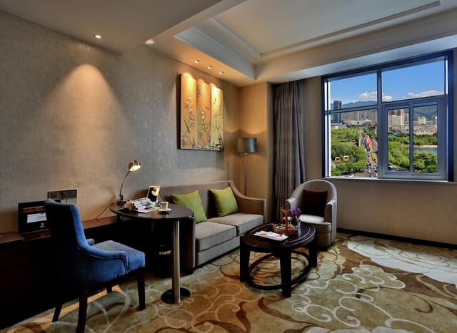 Business Suite