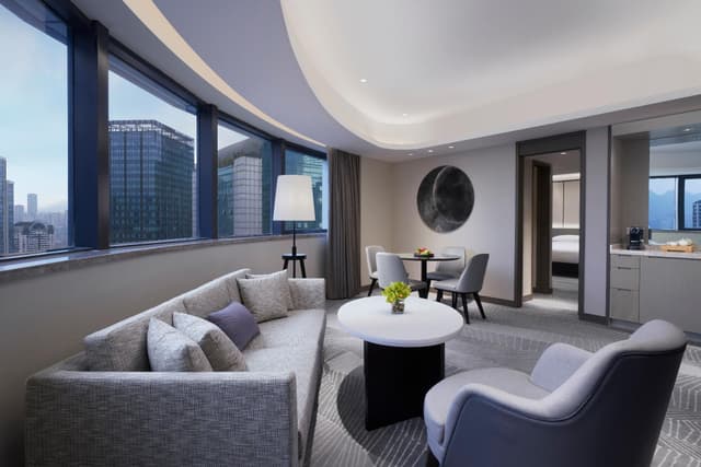 Regency Suite