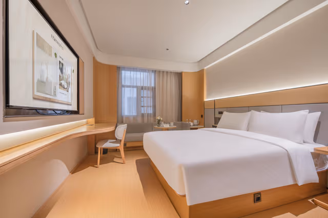 Huazhu - Superior BedRoom