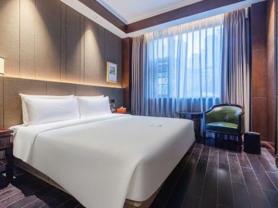 Elegant Room