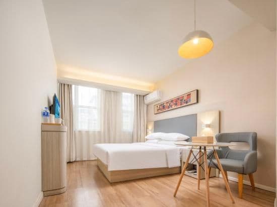 Business BIg Bed Room