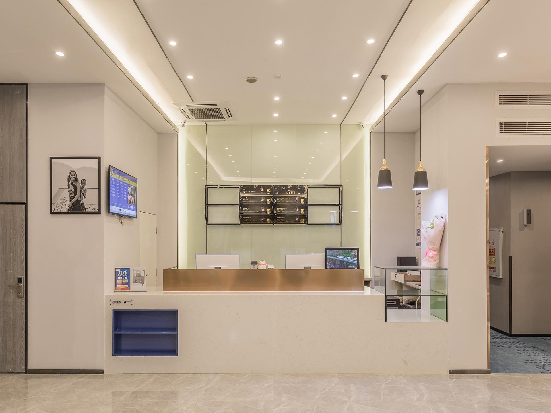 7 Days Premium Hotel Chongqing Jiefangbei No.1 Bridge Hongyadong3