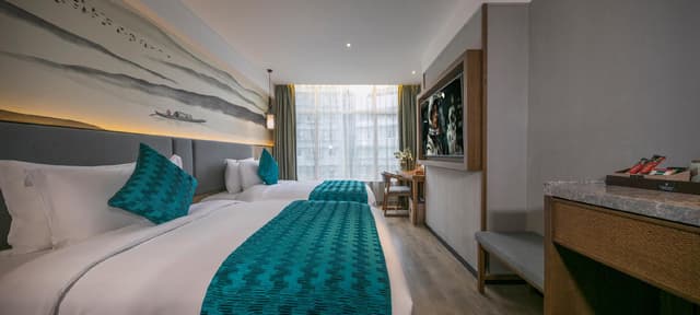 2 Bed Twin Superior Room