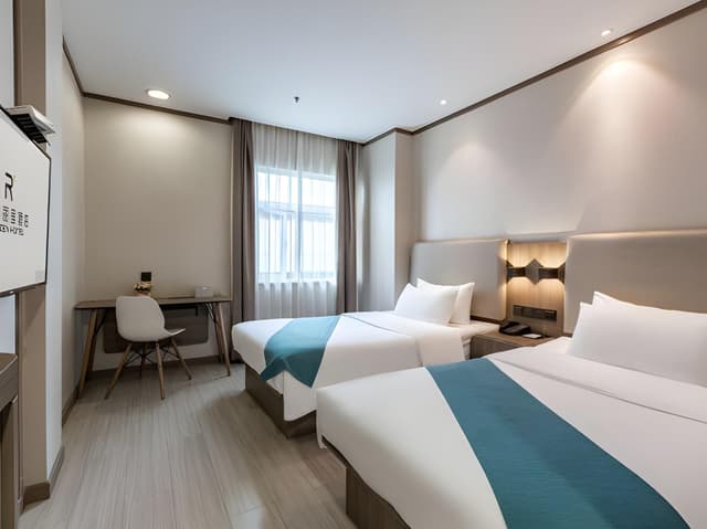 Twin Superior Room