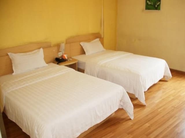 Corporate Twin, Guest room, 2 Twin/Single Bed(s), City view