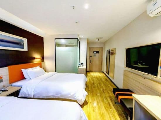 Featured Twin Room