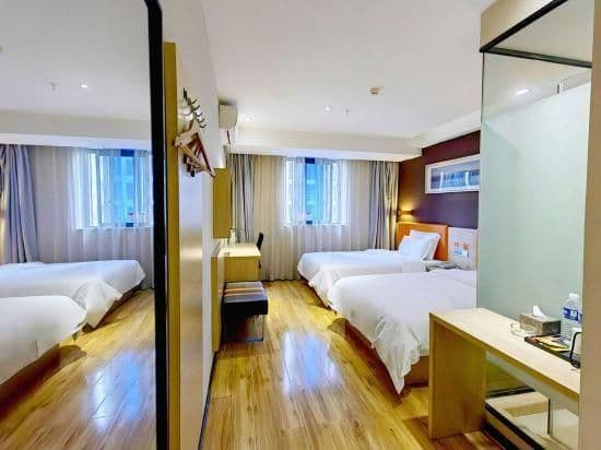 Featured Twin Room
