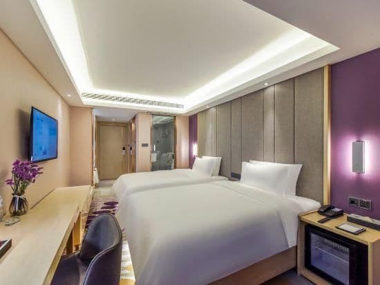 WH - Deluxe Room Twin