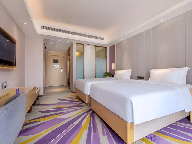 Twin Deluxe Room