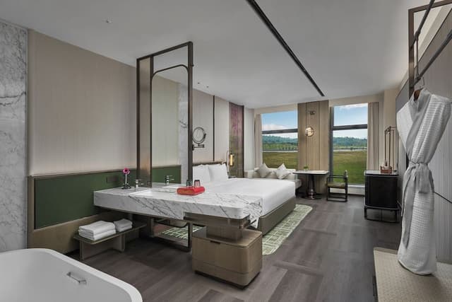 Standard Room, 1 King Bed