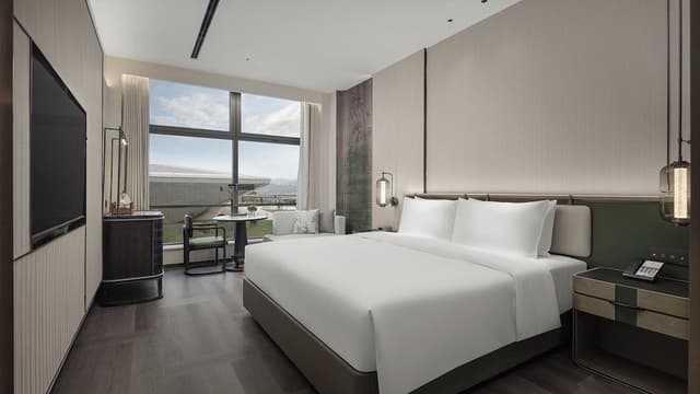 Standard Room, 1 King Bed