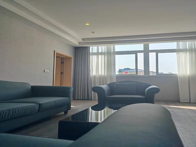 THK - Executive Garden View Suite