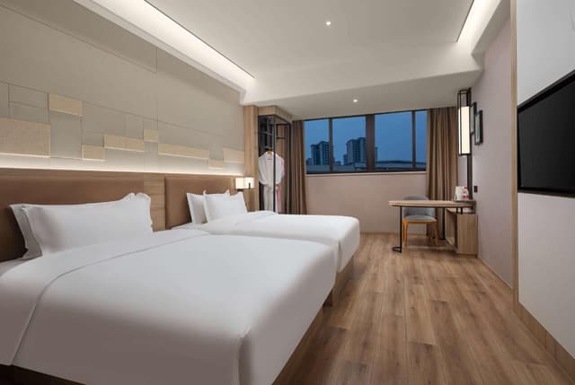 2 Twin Beds Business Room, NS