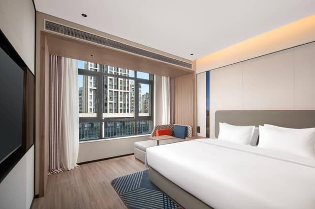 1 Bedroom Suite