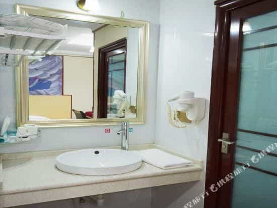 โรงแรมผาย ฉงชิง เจียงเป่ย อินเตอร์เนชั่นแนลแอร์พอร์ต คงกังพลาซา เรลเวย์สเตชั่น โรงแรมผาย ฉงชิง เจียงเป่ย อินเตอร์เนชั่นแนลแอร์พอร์ต คงกังพลาซา เรลเวย์สเตชั่น