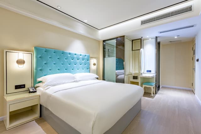 Rezen - Superior 1 Bed Room