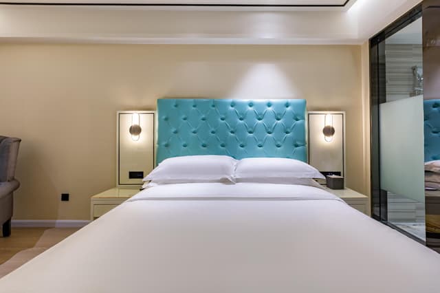 Rezen - Superior 1 Bed Room