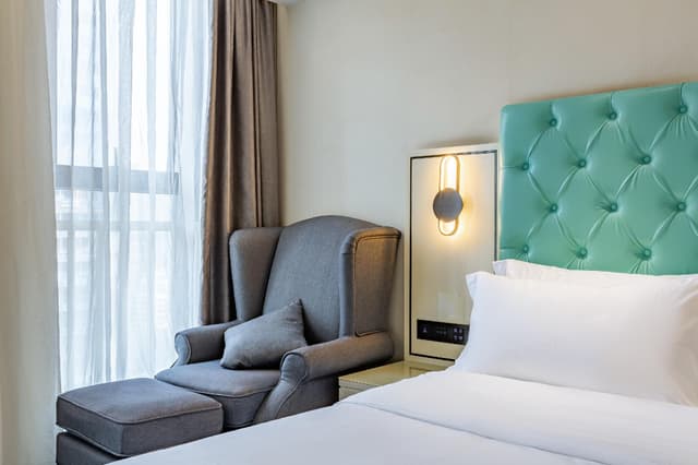Rezen - Deluxe 1 Bed Room