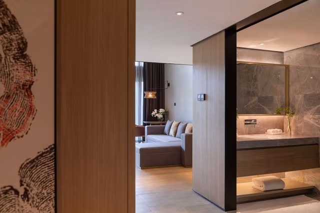 Grand Suite, Lake View (The Level)