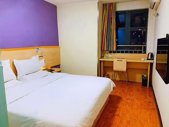 WH - Traditional Bed Room