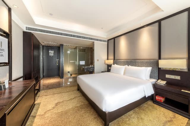 Rezen - Deluxe 1 Bed Room