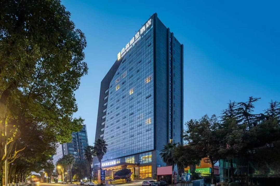 โรงแรมชางเกาหลี่เฉิง โรงแรมชางเกาหลี่เฉิง