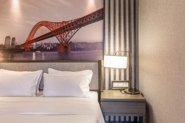 Rezen - Business 1 Bed Room