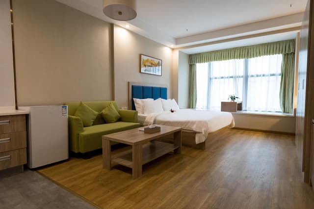 Huazhu - Superior BedRoom
