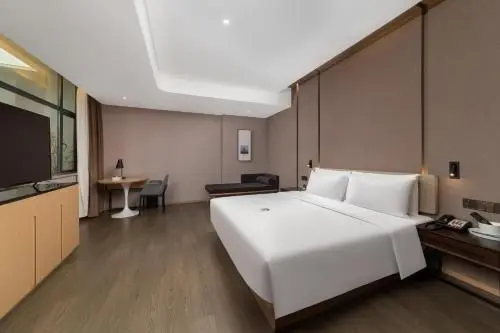 Superior Suite with View