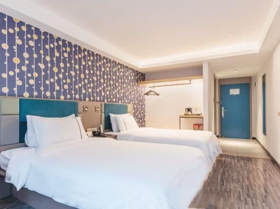 HOM - Twin Bed Room