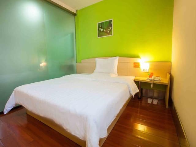 IU Compact U - Exquisite Bed Room
