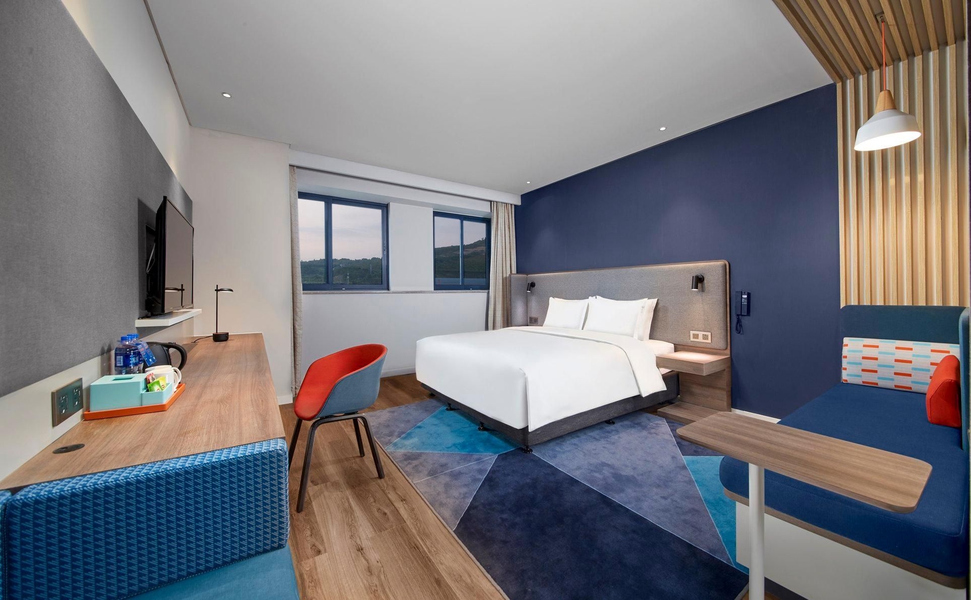 โรงแรมฮอลิเดย์ อินน์ เอ็กซ์เพรส ฉงชิ่ง แอร์พอร์ต โซน (Holiday Inn Express Chongqing Airport Zone)0