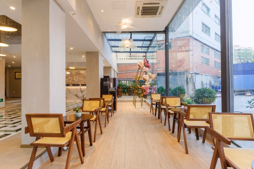 Aoya Buyu Apartment (Guangzhou Zhongda Subway Station Cotton Tree Tree Zhongdamen Branch)1