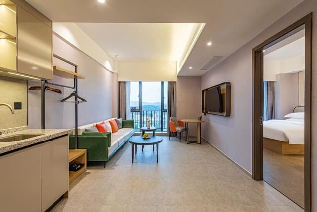 Dossen - Deluxe Family Room