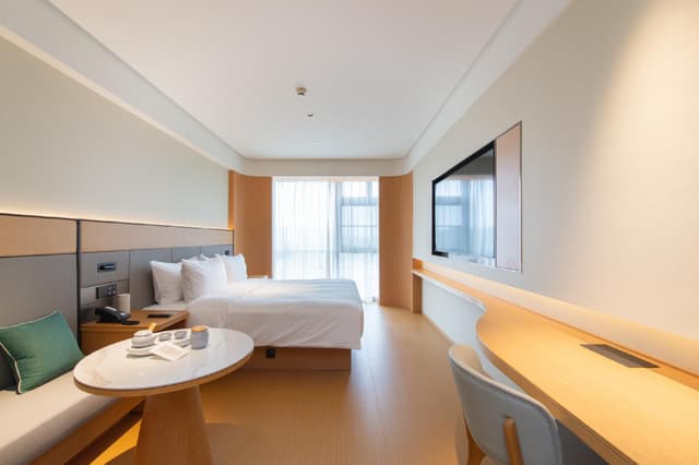 Huazhu - Superior BedRoom