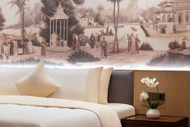 Business Suites- King Size Bed