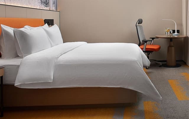 Comfort Single Room, City View