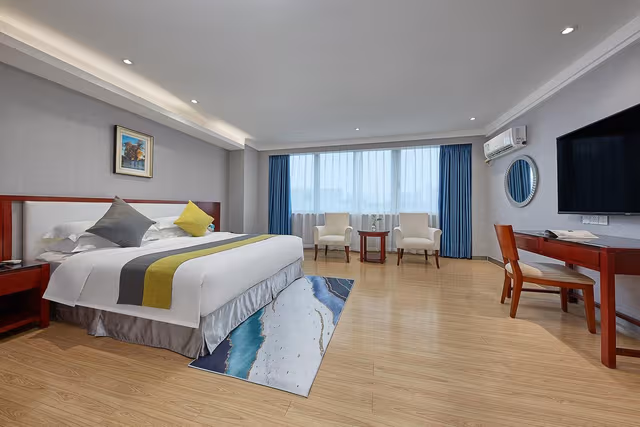Deluxe Room 1 King