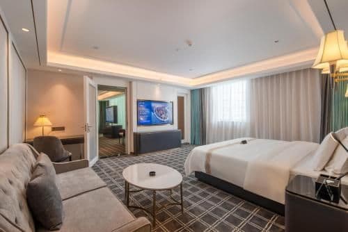 Xana - Deluxe Suite Room