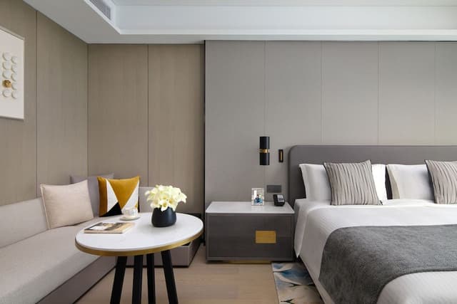 1 Bedroom Premier