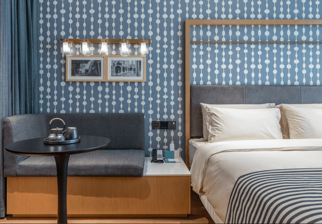 Deluxe Large Room