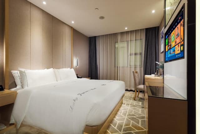 Select Double Room