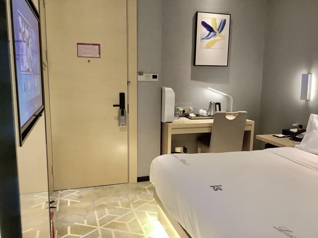 Boutique Queen Room