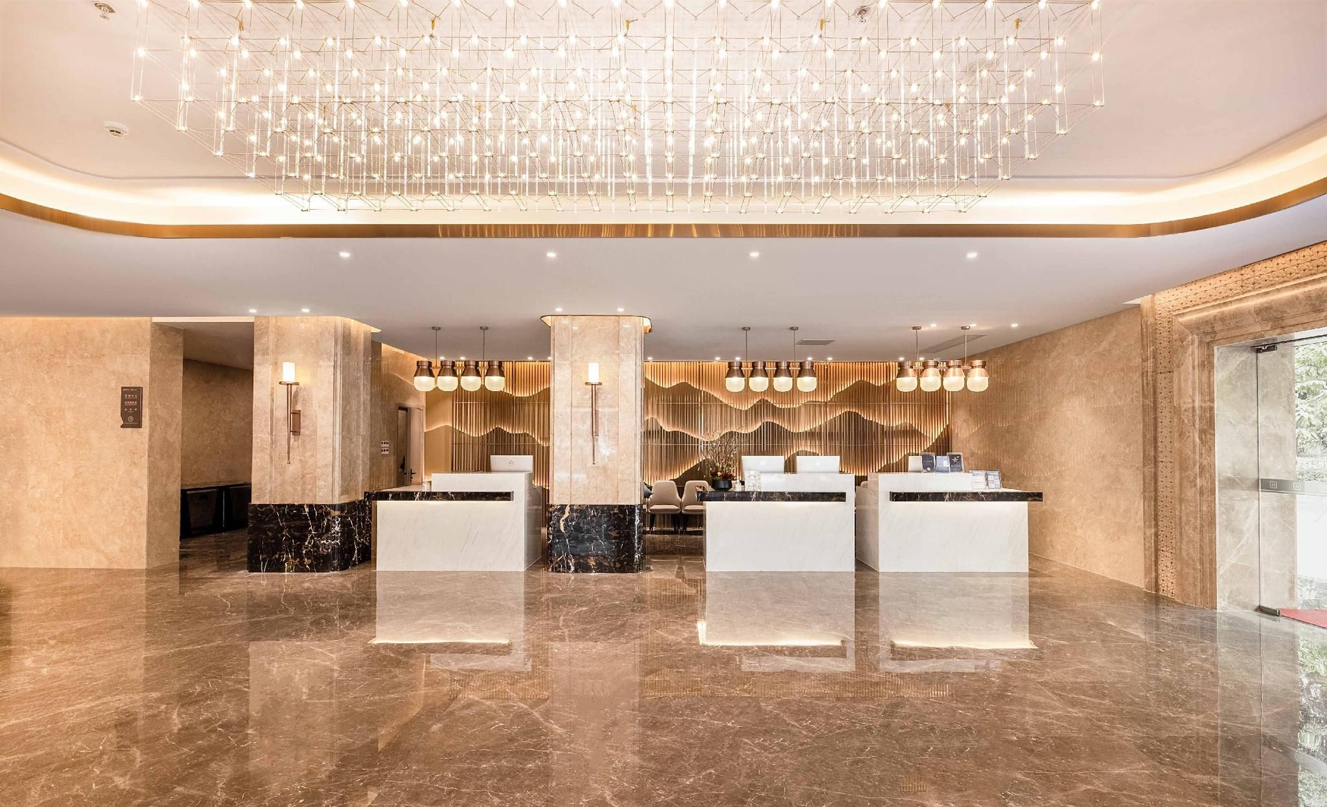 โรงแรมกว่างโจว เทียนเหอ (Guangzhou Tianhe Hotel)1
