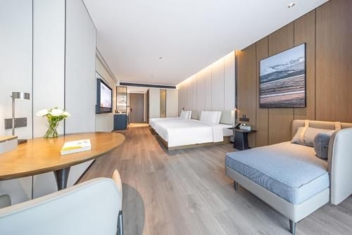 Atour Hotel Guangzhou Huadu Shiling Avenue3